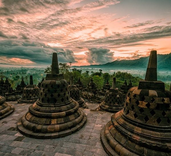 Sunrise Borobudur Tour